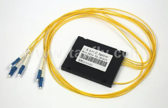 কমপ্যাক্ট Gpon Epon 1X4 SC APC ABS FTTX ফাইবার অপটিক পিএলসি স্প্লিটার -40- 85C তাপমাত্রা সহনশীলতার সাথে