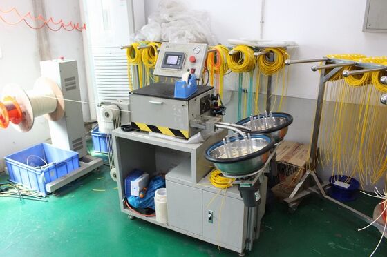 SC/APC-SC/APC সিমপ্লেক্স প্যাচ কর্ড, কম সন্নিবেশ ক্ষতি, উচ্চ প্রতিফলন ক্ষতি এবং কাস্টমাইজড দৈর্ঘ্য সহ