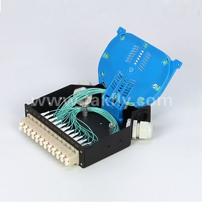 নেটওয়ার্ক সমাধানের জন্য শক্তিশালী সুরক্ষা এবং সংগঠিত ক্যাবল ম্যানেজমেন্ট সরবরাহকারী বহুমুখী ফাইবার অপটিক বিতরণ প্যানেল