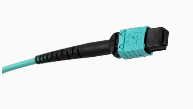 8F 12F 16F 24F MPO MTP পুরুষ মহিলা এসএম এমএম ফাইবার অপটিক প্যাচকর্ড / অপটিক ফাইবার প্যাচ ক্যাবল / অপটিক ব্রেকআউট ক্যাবল / উচ্চ ঘনত্বের ডেটা সেন্টারের জন্য অপটিক ফাইবার ট্রাঙ্ক ক্যাবল